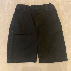 Billabong boys’ size 7x black shorts